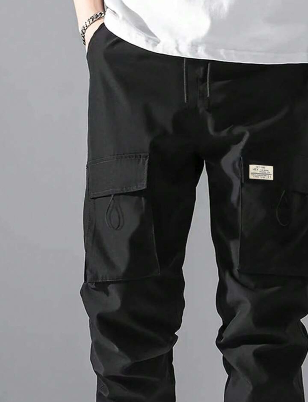 04 pocket black