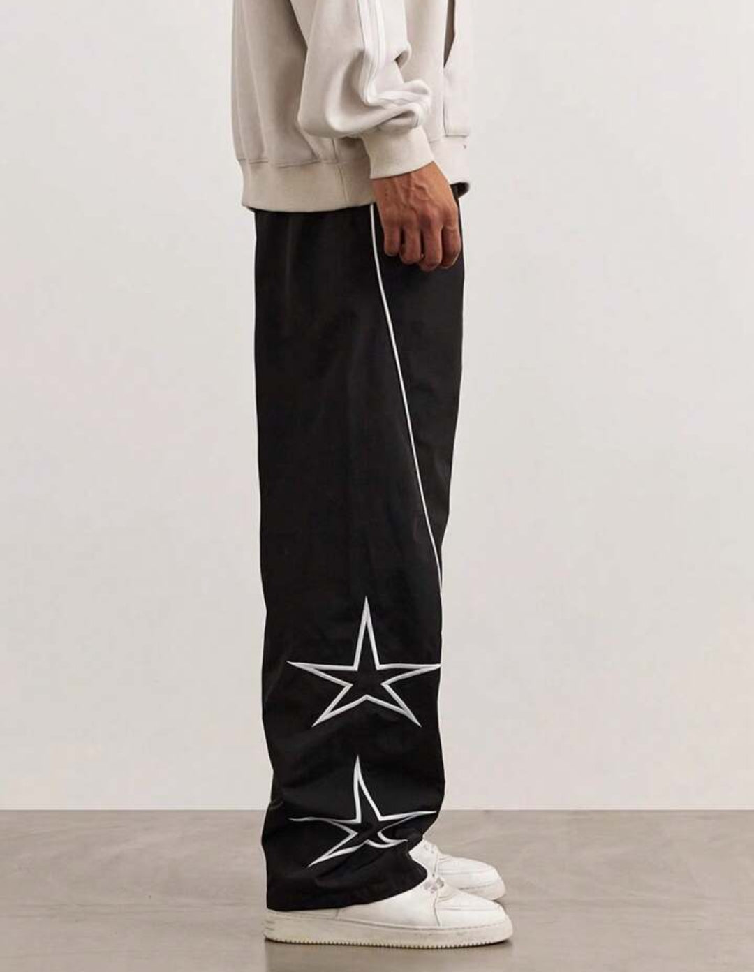 Black cargo pant